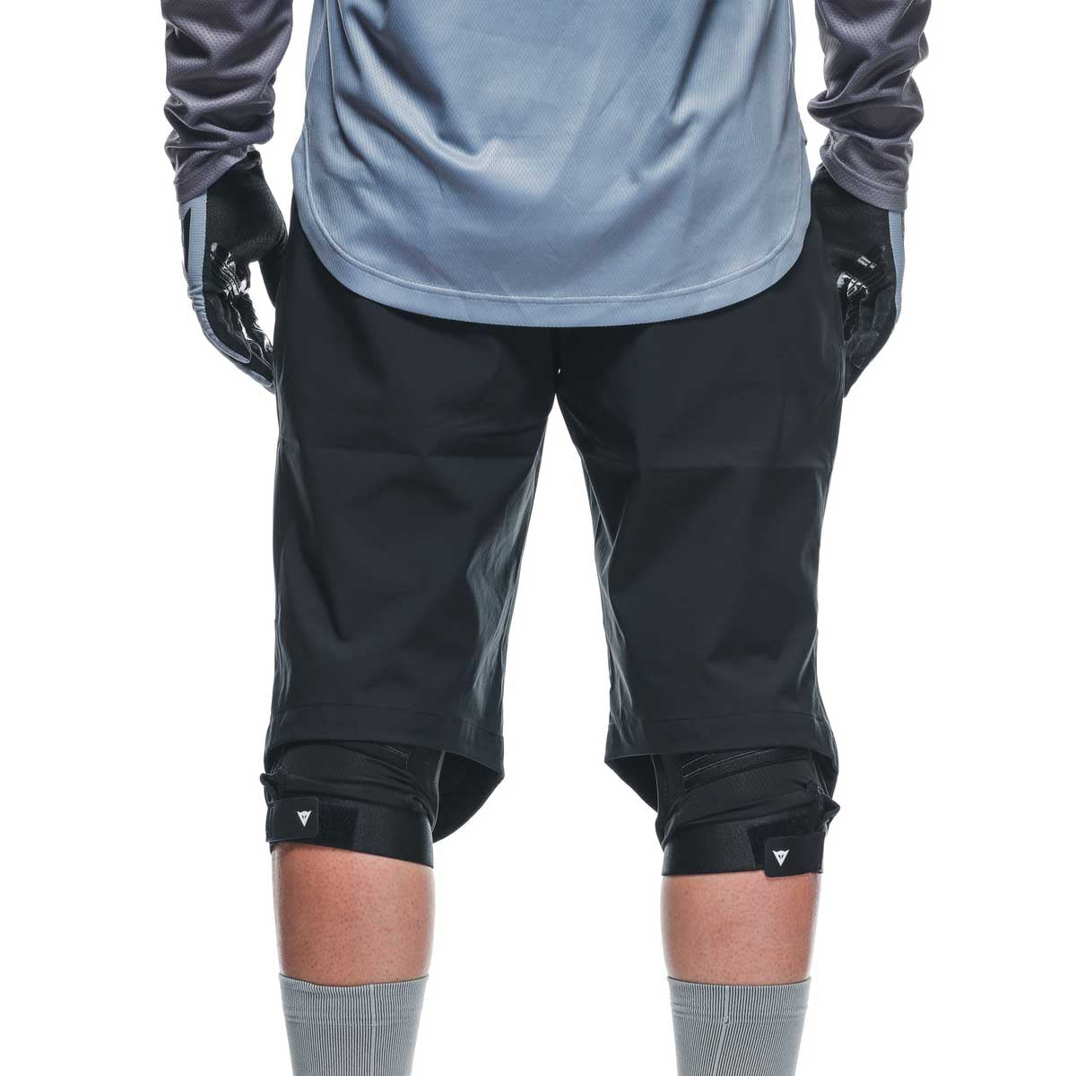 203769501-schwarz-94A-S